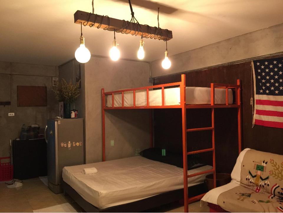Renovated Loft Style Condo Μπανγκόκ Εξωτερικό φωτογραφία