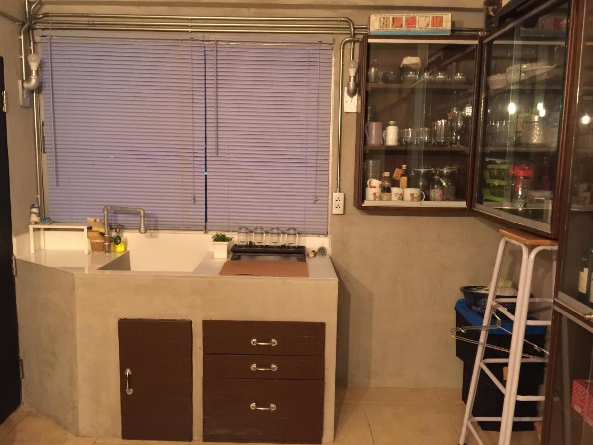 Renovated Loft Style Condo Μπανγκόκ Εξωτερικό φωτογραφία